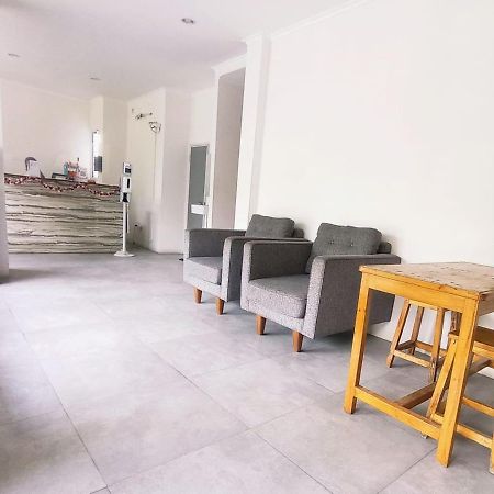 Nyenyak Mrt Lebak Bulus Simatupang Jacarta Exterior foto