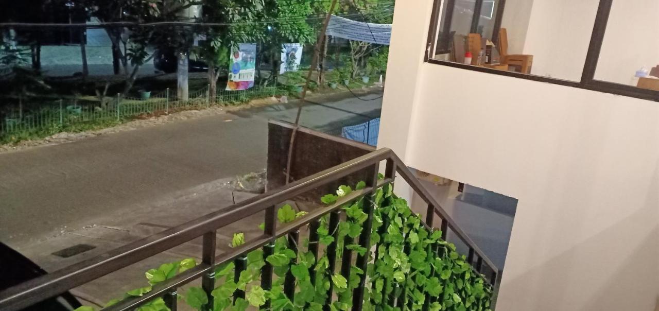 Nyenyak Mrt Lebak Bulus Simatupang Jacarta Exterior foto
